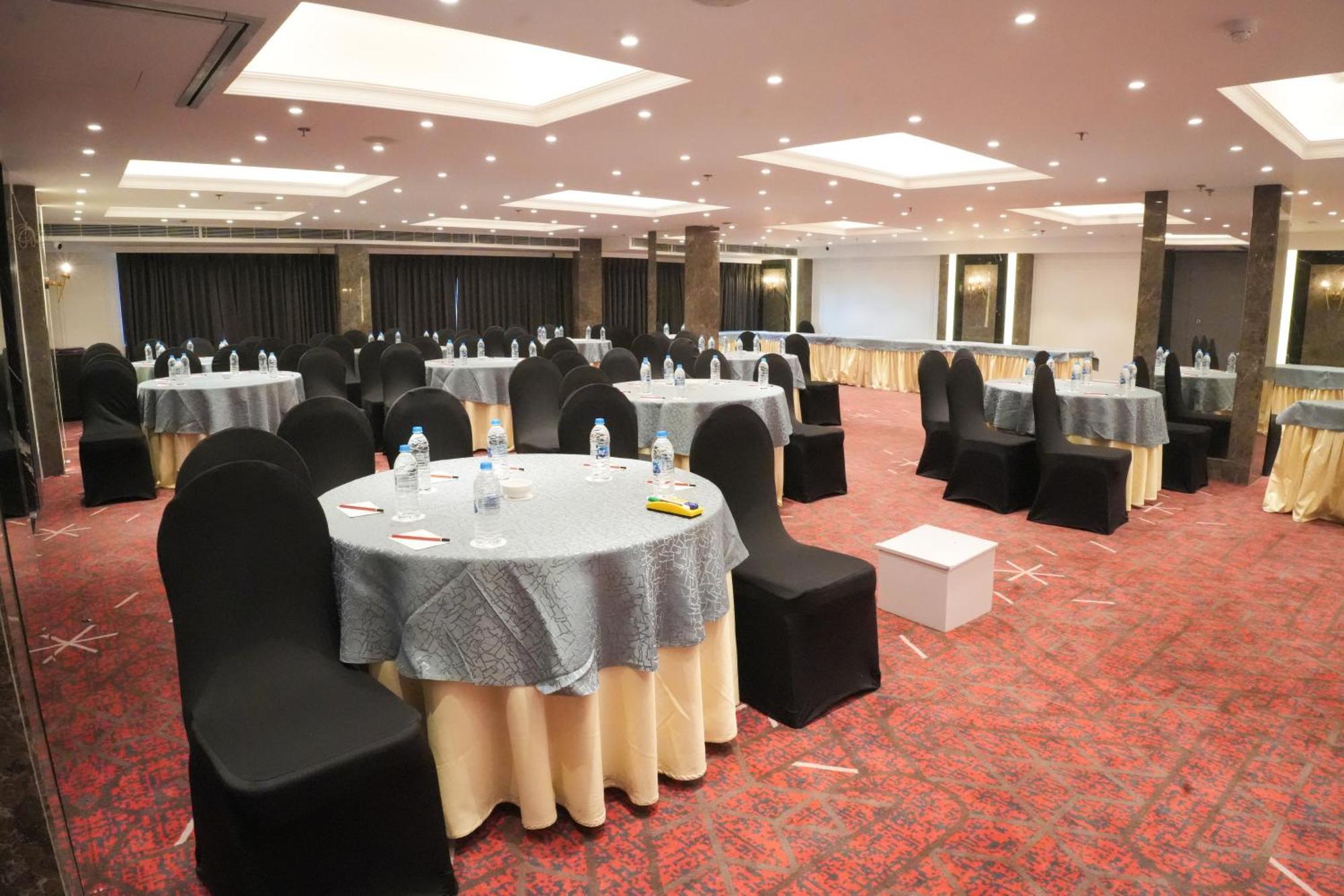 Hotel Soot كولكاتا المظهر الخارجي الصورة